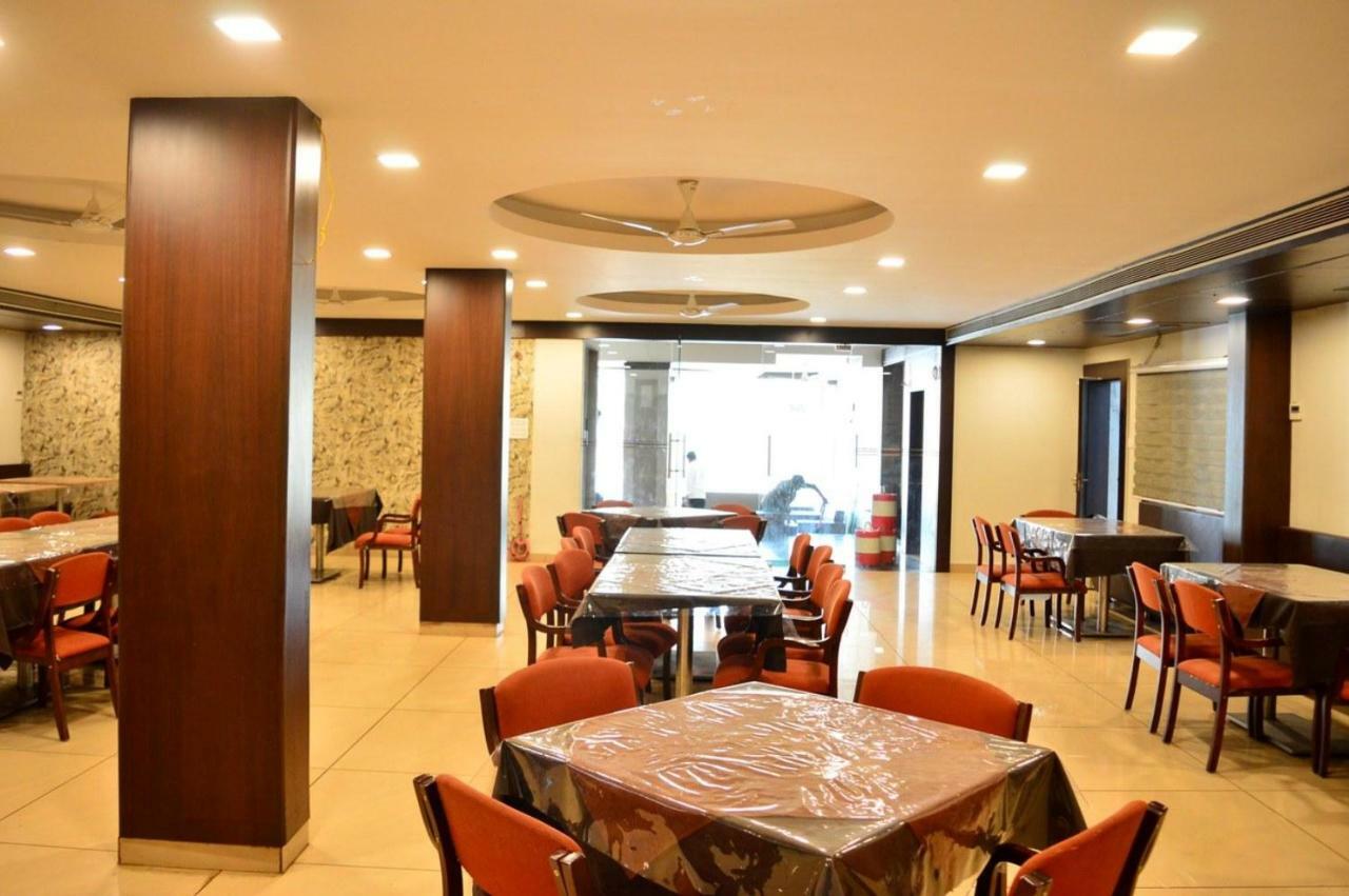 Hotel Maheshwari Avenue Ujjain Εξωτερικό φωτογραφία